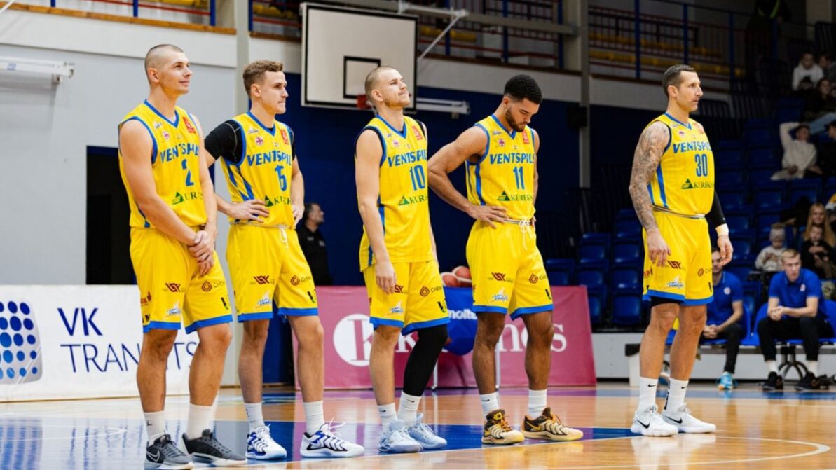 “Ventspils” uz pusfināla sliekšņa. “Ogre” nespēj apturēt Cameron Shelton dominanci.